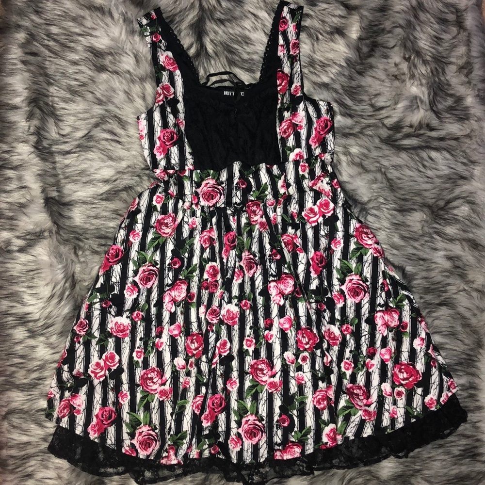 Hot Topic Floral Dress